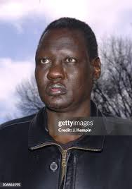 632 fotos e imágenes de alta resolución de Manute Bol