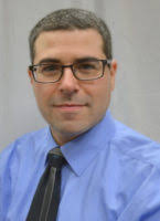 Seth Goldberg Receives Inaugural Nathan Hellman Teaching Award