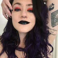 Day one at @apollycon! Here with @themeetcutebookclubfl and @deeunscripted  💗 if you see us say hi! #apollycon #apollycon2025 #bookstagram #bookish  #travel #vacation #bestfriends #girlstrip #washingtondc #gaylord #ootd  #authors #books #convention ...