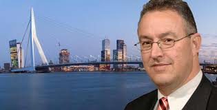 Aboutaleb has translated the poetry of adonis, and recited several of these poems in arabic and according to aboutaleb, this story of rotterdam's anne frank house has clear links with the refugee. Ahmed Aboutaleb Maire De Rotterdam Home Facebook