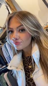 What rooms are available for rent in Draper, Utah, for a nursing student?