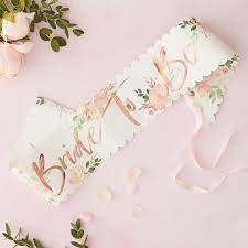 Bridal Shower Decor And Ideas Dress For The Wedding Braut Scharpe Jga Scharpe Brautparty