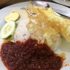 With more than 28,000 likes on facebook, nasi lemak saleha has progressed into the world of food delivery with foodpanda, grab food and even honest bee at one point. Nasi Lemak Saleha Kampung Pandan Kampung Pandan 60 Tips