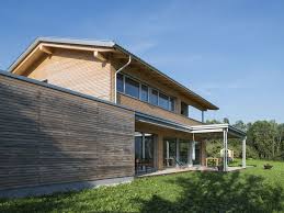 Einfamilienhaus Rons Modern Holzbau Moderne Architektur Flachdach Satteldach Moderne Architektur Architektur Holzbau