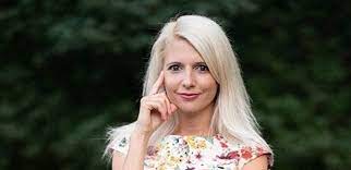 Předsedkyně brněnské svobody a přímé demokracie, místopředsedkyně strany pro jihomoravský kraj a konečně také nová poslankyně sněmovny lucie šafránková se může radovat z nových životních. Safrankova Spd Nechces Tato Menit Plenky Tak Prijdeme O Penize Nebo Zavri Zivnost Parlamentnilisty Cz Politika Ze Vsech Stran