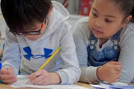 📚🤝 January marks #NationalMentoringMonth, and at Evans Park Elementary  School, third grade students pair with kindergarteners as part of an  ongoing student mentor opportunity: Book Buddies! In recognition of  #MLKJrDay (January 20), #