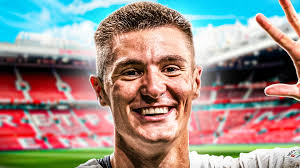 Bruno Fernandes currently leads the way for 'Chances Created' in Europes  top 5 leagues in the last 5 seasons 🇵🇹🎩 #MUFC No surprise to see Bruno  clear at the top 🤷‍♂️