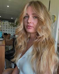 Daisy Bangs (@daisybangs_) · Forster, NSW