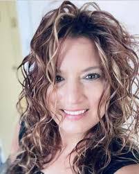 Lisa Kapp's Instagram, Twitter & Facebook