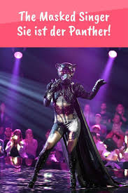 Staffel hat den flamingo betroffen. The Masked Singer Auflosung Sie Ist Der Panther Wunderweib Der Panther Panther Masken
