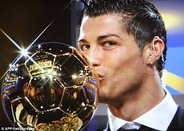 Resultado de imagen de trophy winning pics of ronaldo