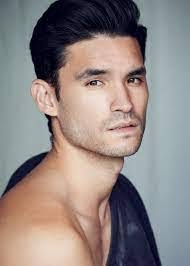 Louis Lay's Instagram, Twitter & Facebook