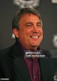 967 Cam Neely Photos & High Res Pictures