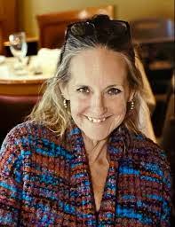 Lisa Brogdon's Instagram, Twitter & Facebook