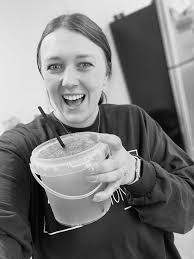 🎉 BUCKET SIPS ARE HERE! ☀️ This week only, grab your tea in a bucket and  you'll get a hydration bag