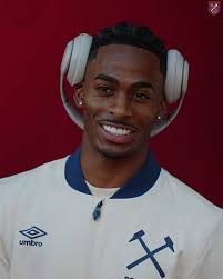 LATEST: Fenerbahçe have agreed terms with West Ham for Edson Álvarez! Loan  fee, salary covered and buy option clause not mandatory. Still no decision  yet