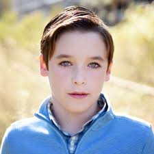 Who's Who in the Cast of "Scrooge! The Musical"