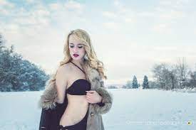 vetter-photography.com: Cold Olga -Wintershooting 4