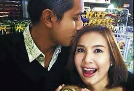 Contact shah iskandar on messenger. Shah Iskandar Home Facebook