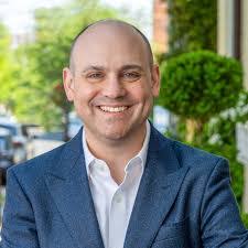 Frederick Reeves's Instagram, Twitter & Facebook