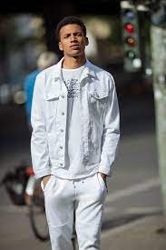 A New Range For Men Minimal Spirited Clean Trendy Comfortable More Info Www Pullandbear Com All White Outfit Mens Outfits White Outfits