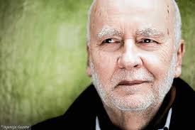 Zagajewski was born in june 1945 in lwow, now lviv in ukraine. Polish Poet Adam Zagajewski Is The Winner Of The Golden Wreath Award 2018 Of Struga Poetry Evenings Struga Poetry Evenings