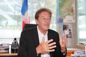 Gilbert thomas www.gilbthomas.blogspot.com il est né à aubagne, au pied du garlaban, une montagne raid Henri Sannier J Ai Envie De Crier A L Injustice Pour L Amiens Sc
