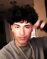 Alex Chino: Creative Video Edits and Highlights