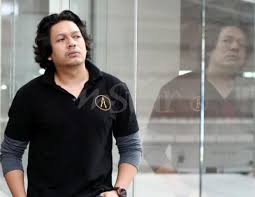 15 disember 1988 tempat lahir : Idris Khan Beralih Jadi Penerbit Filem Hiburan Mstar