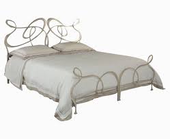 Letto denis cantori miglior prezzo mondini. Ghirigori Cantori Letti Matrimoniali Livingcorriere