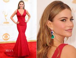 She has starred in film projects as well, including 'meet the browns,' 'happy feet two. Sofia Vergara In Vera Wang 2013 Emmy Awards Red Carpet Fashion Awards