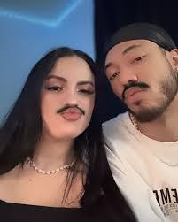 Melisa Rosa's Instagram, Twitter & Facebook