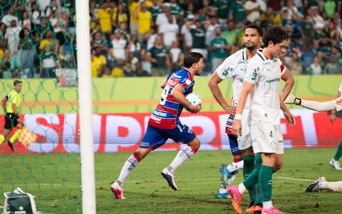 Palmeiras perde para Fortaleza, mas avan&ccedil;a na Copa do Brasil