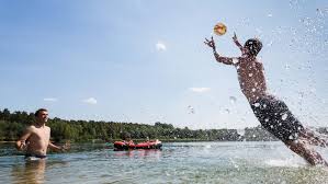 Hours, address, baggersee rossau reviews: Der Baggersee Steht Hoch Im Kurs Igb