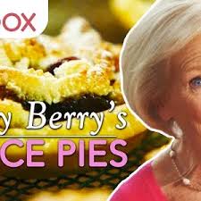 How to make shortcrust pastry. Mary S Mince Pies With A Twist Mary Berry S Absolute Favourites Youtube