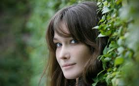 See more ideas about carla bruni, first lady, style. Celebrity Book Review Carla Bruni Sarkozy On I Am Having So Much Fun Here Without You By Electric Literature