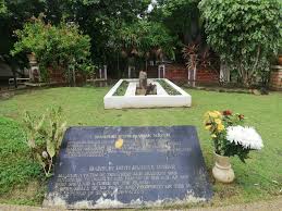Bukan sahaja mempunyai banyak pantai dan pulau menarik, langkawi juga mempunyai pelbagai kisah legenda yang menyelubunginya. Tak Sampai Langkawi Kalau Tak Terjah 8 Lokasi Di Pulau Lagenda Ini Aktiviti Kat Situ Wajib Try Libur