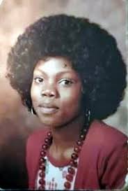 Clara Suggs's Instagram, Twitter & Facebook