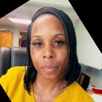 Veronica Hardaway's Instagram, Twitter & Facebook