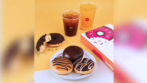 Buat kamu para pecinta makanan cepat saji donut pasti sudah tidak asing lagi dengan nama dunkin donuts. Yay Dunkin Donut Offers Ramadhan Package To Their Customers Times Indonesia