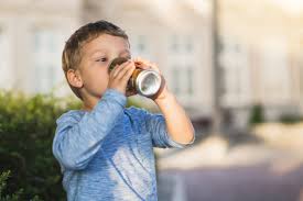 Kaffee Und Alkohol Ab Wann Durfen Kinder Mittrinken Mamablog