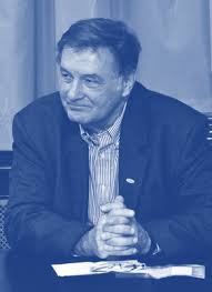 A rendszerváltás után több privatizációval foglalkozó kutatóintézet vezetője volt. Http Www Fulbright Hu Doc Fulbrightconferenceprogram Pdf