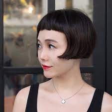 Contoured Retro Bob With Micro Bangs And Blunt Lines With Textured Ends Bob Hairstyles Short Hair Styles Short Bob Hairstyles