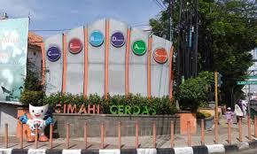 Maybe you would like to learn more about one of these? Taman Buaya Indonesia Jaya Penangkaran Buaya Terbesar Di Asia Java Travel