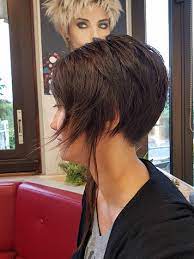 En 2021, la coupe de cheveux se veut facile à vivre et stylée. Coiffeur Femme Coupe Couleur 91370 Verrieres Le Buisson