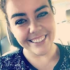 Kelly Boesen's Instagram, Twitter & Facebook