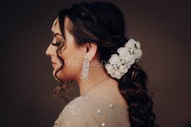 Sarina- White Spray Rose Wrap with string (green accents)