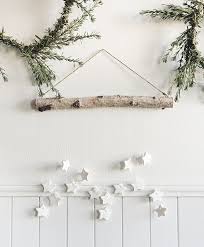Diy Tiny Star Wall Hanging Scandinavian Christmas Diy Minimalist Christmas Minimalist Christmas Decor