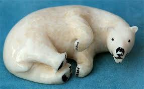 Inuit Ivory Stone Or Wood Carvings Panosundaki Pin