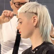 Your Monday morning #hairinspo ++ Hair genius David Wieselmann in action